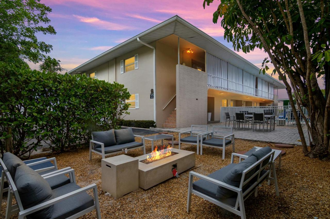 Beach Luxury 805 North North Naples Екстериор снимка
