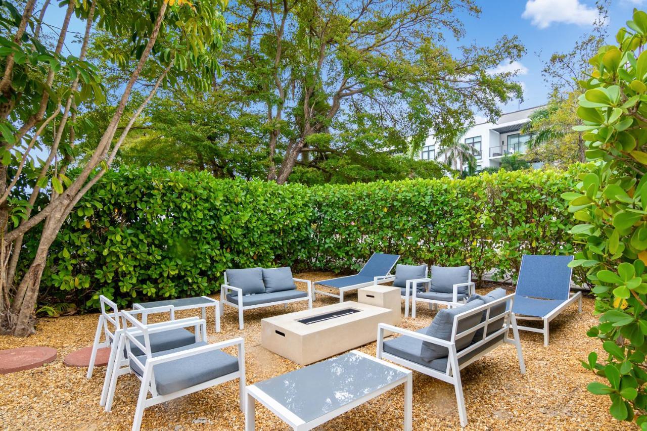 Beach Luxury 805 North North Naples Екстериор снимка